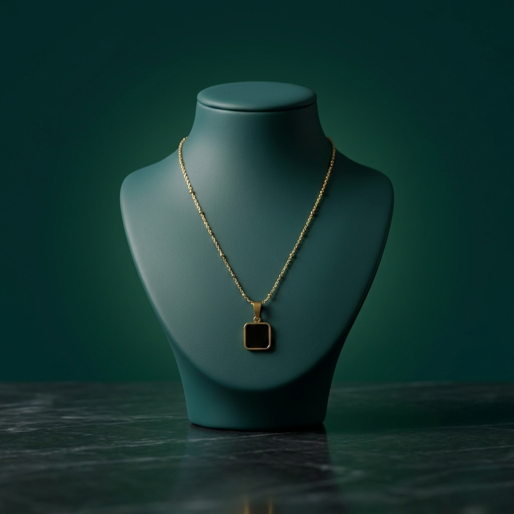 18K GOLD PLATED BLACK STONE PENDANT